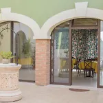 Paradiso Degli Ulivi B&B