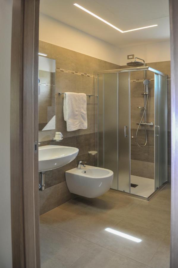 Paradiso Degli Ulivi Bed & Breakfast *